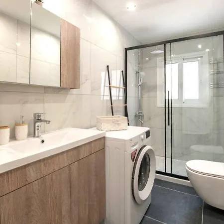 Anghome A4 In Metaksourgio Apartment