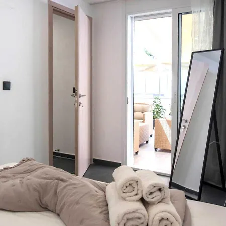 Apartment Anghome A4 In Metaksourgio *